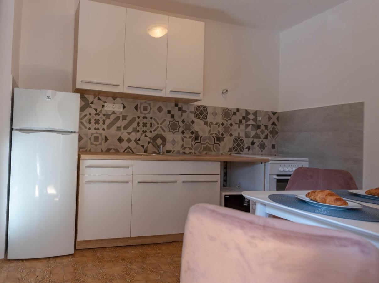 Apartman Duce Milka Βίλα Εξωτερικό φωτογραφία